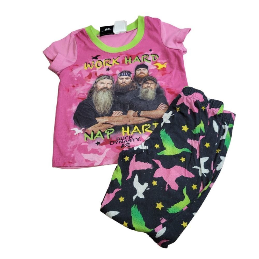 Duck Dynasty pajamas 4/5